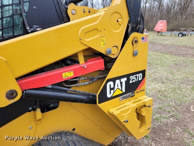 image for item EE0924 2018 Caterpillar 257D tracked skid steer loader