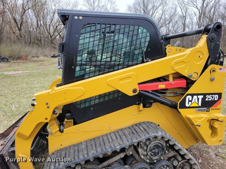 image for item EE0924 2018 Caterpillar 257D tracked skid steer loader