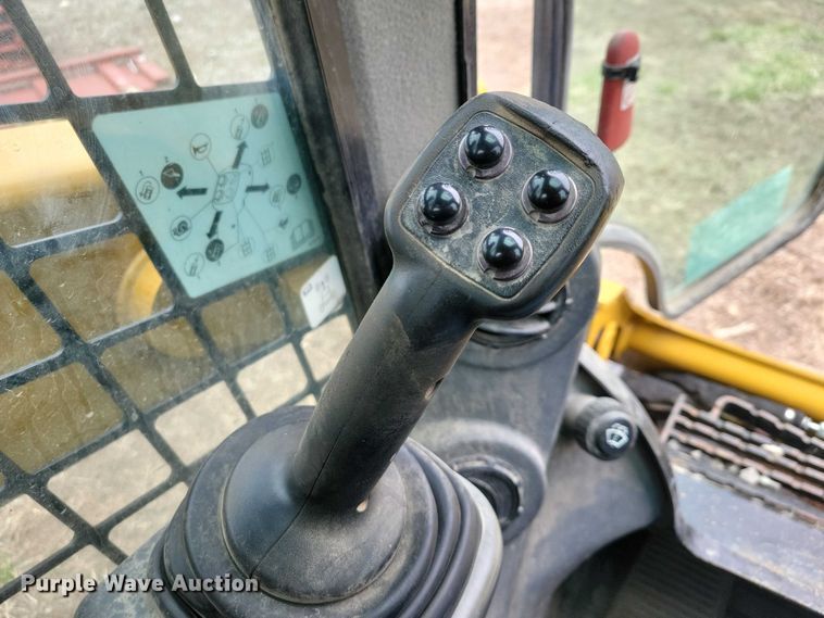 image for item EE0924 2018 Caterpillar 257D tracked skid steer loader