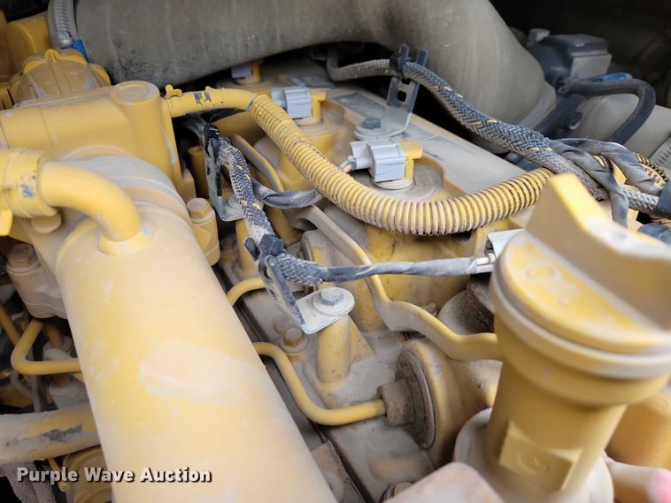 image for item EE0924 2018 Caterpillar 257D tracked skid steer loader