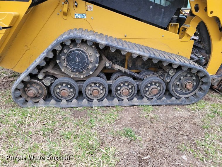 image for item EE0924 2018 Caterpillar 257D tracked skid steer loader