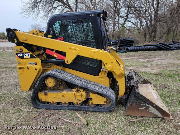 image for item EE0925 2019 Caterpillar 249D tracked skid steer loader