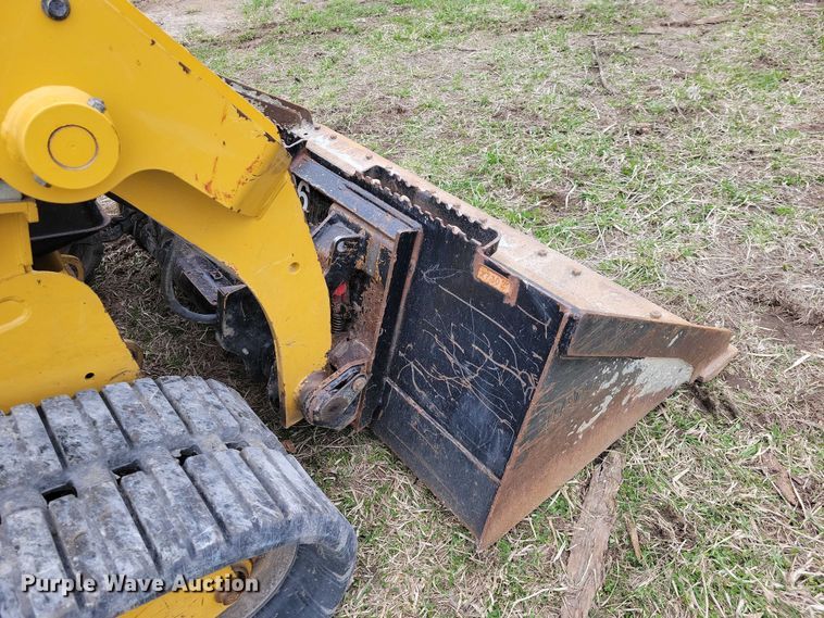 image for item EE0925 2019 Caterpillar 249D tracked skid steer loader