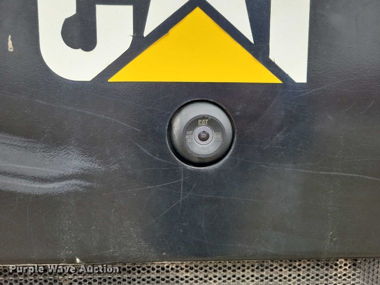 image for item EE0925 2019 Caterpillar 249D tracked skid steer loader