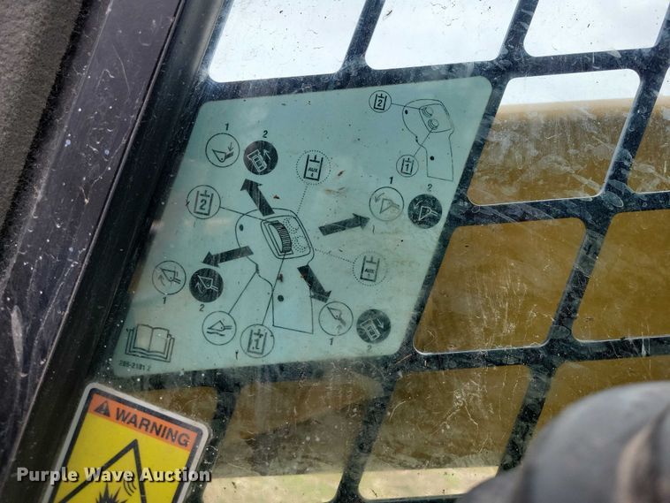 image for item EE0925 2019 Caterpillar 249D tracked skid steer loader