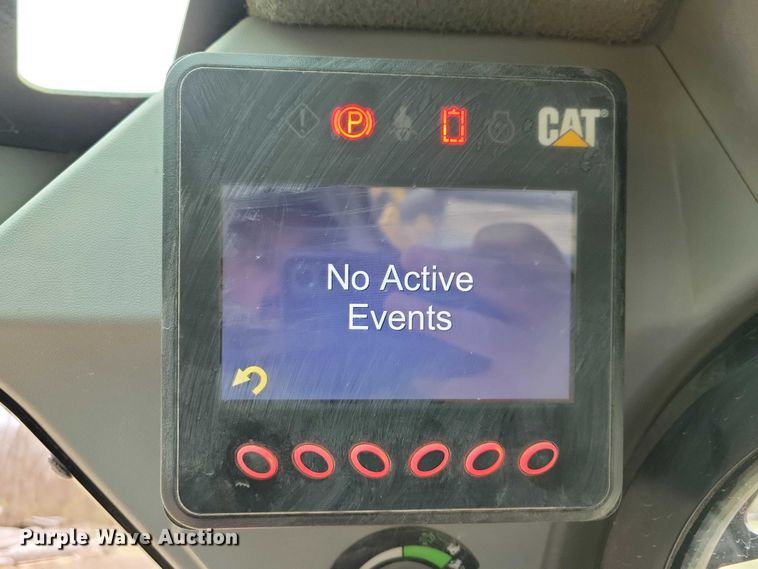 image for item EE0925 2019 Caterpillar 249D tracked skid steer loader