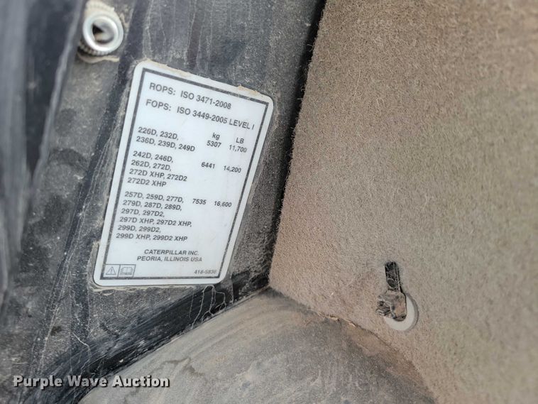 image for item EE0925 2019 Caterpillar 249D tracked skid steer loader