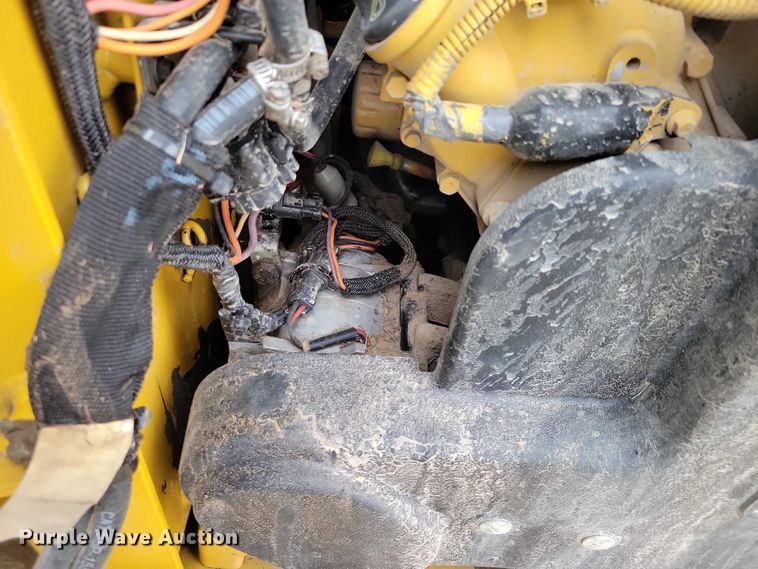 image for item EE0925 2019 Caterpillar 249D tracked skid steer loader