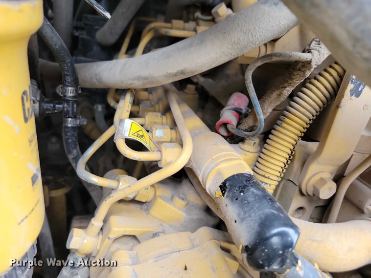image for item EE0925 2019 Caterpillar 249D tracked skid steer loader