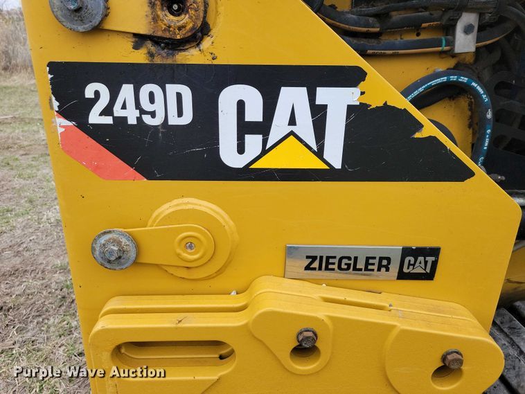 image for item EE0925 2019 Caterpillar 249D tracked skid steer loader