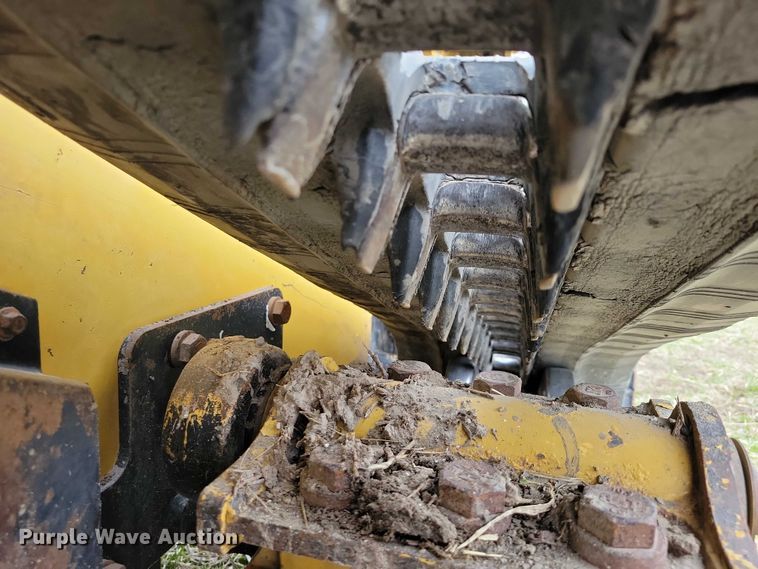 image for item EE0925 2019 Caterpillar 249D tracked skid steer loader