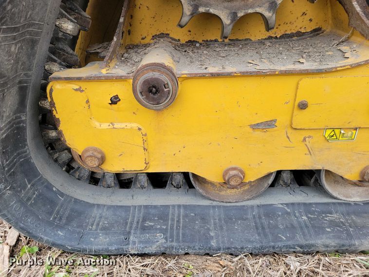 image for item EE0925 2019 Caterpillar 249D tracked skid steer loader