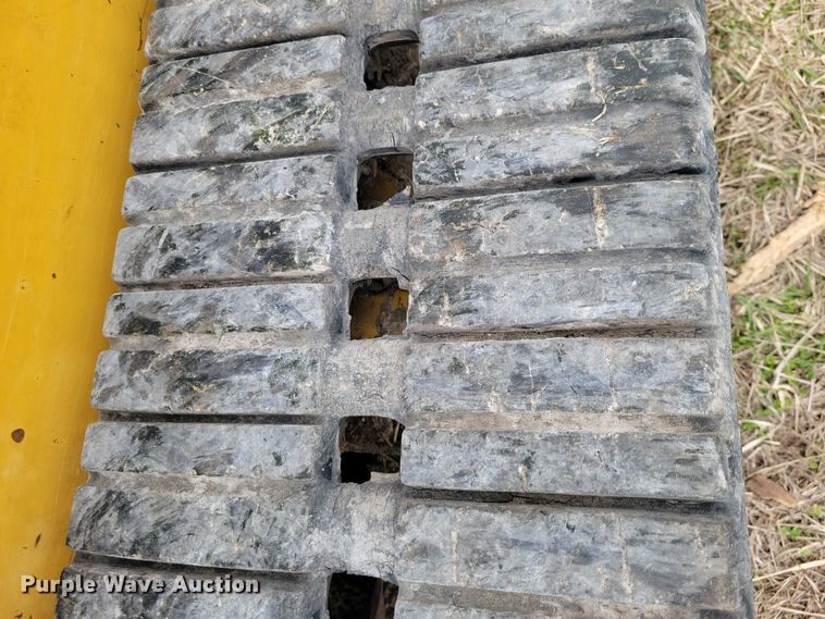 image for item EE0925 2019 Caterpillar 249D tracked skid steer loader