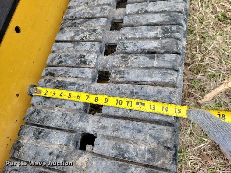 image for item EE0925 2019 Caterpillar 249D tracked skid steer loader