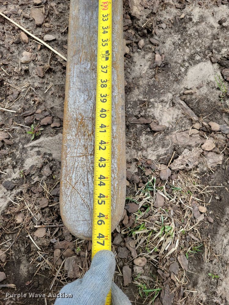 image for item EE0926 Bobcat skid steer forks