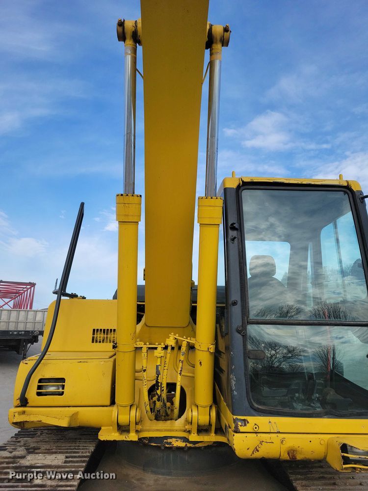 image for item EE0930 1999 Komatsu PC150LC excavator