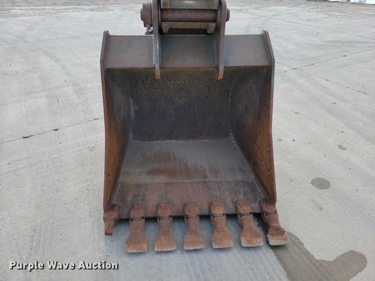 image for item EE0930 1999 Komatsu PC150LC excavator