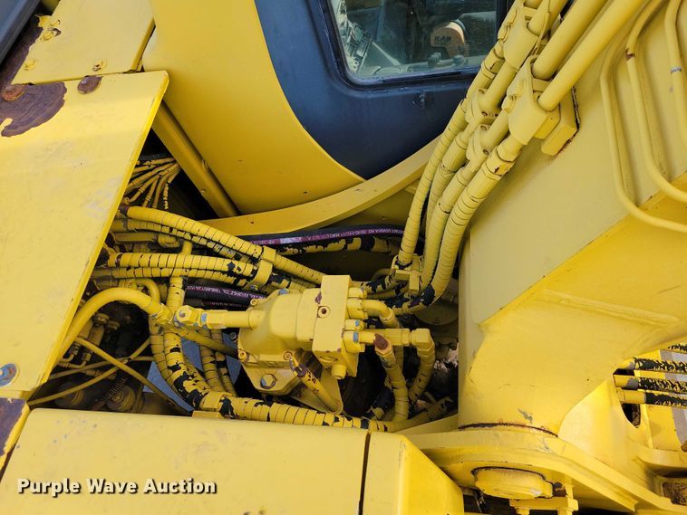 image for item EE0930 1999 Komatsu PC150LC excavator