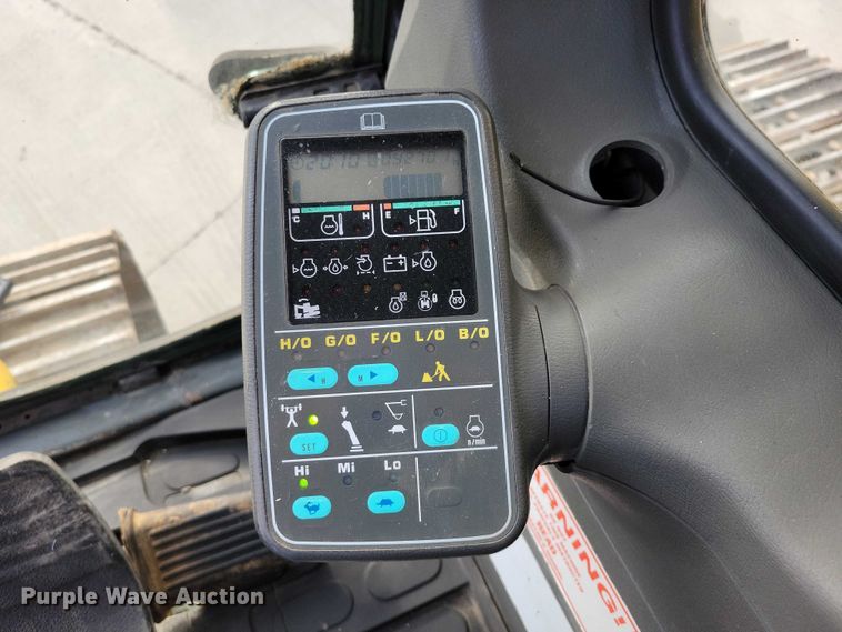 image for item EE0930 1999 Komatsu PC150LC excavator