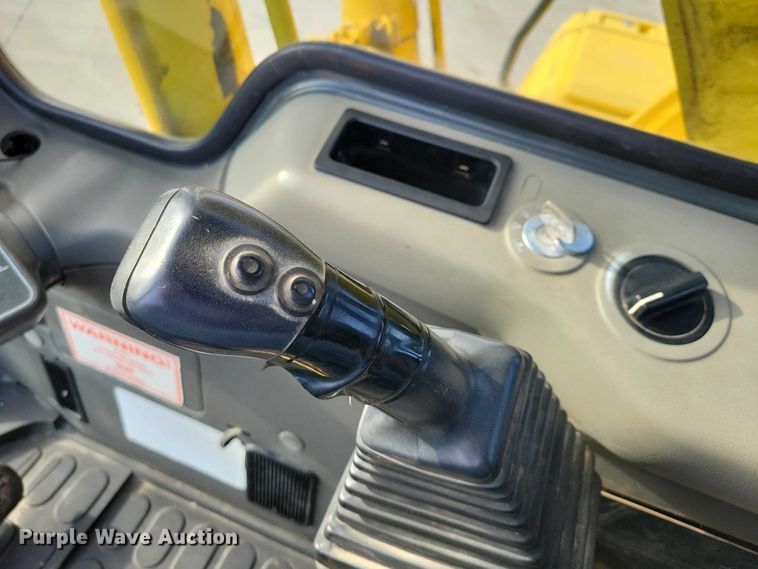 image for item EE0930 1999 Komatsu PC150LC excavator