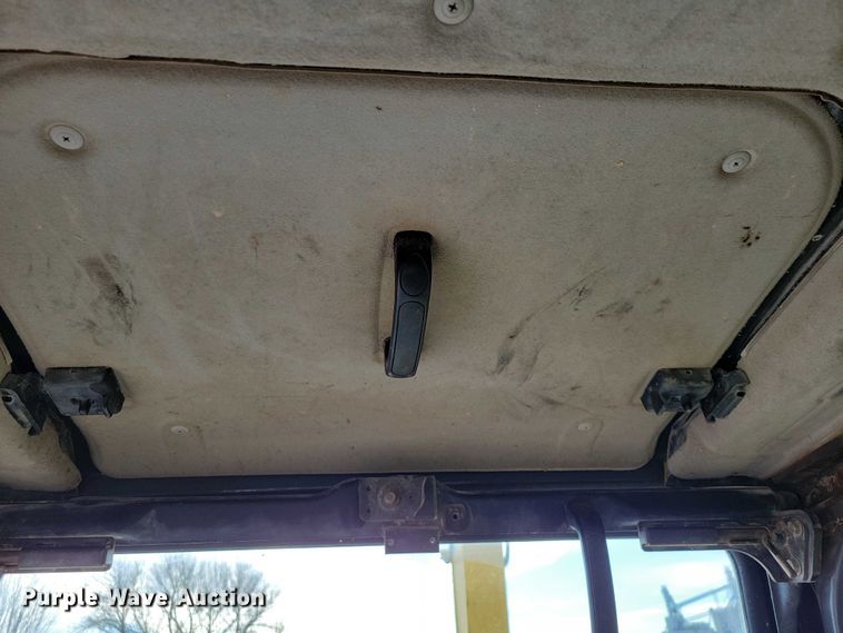 image for item EE0930 1999 Komatsu PC150LC excavator