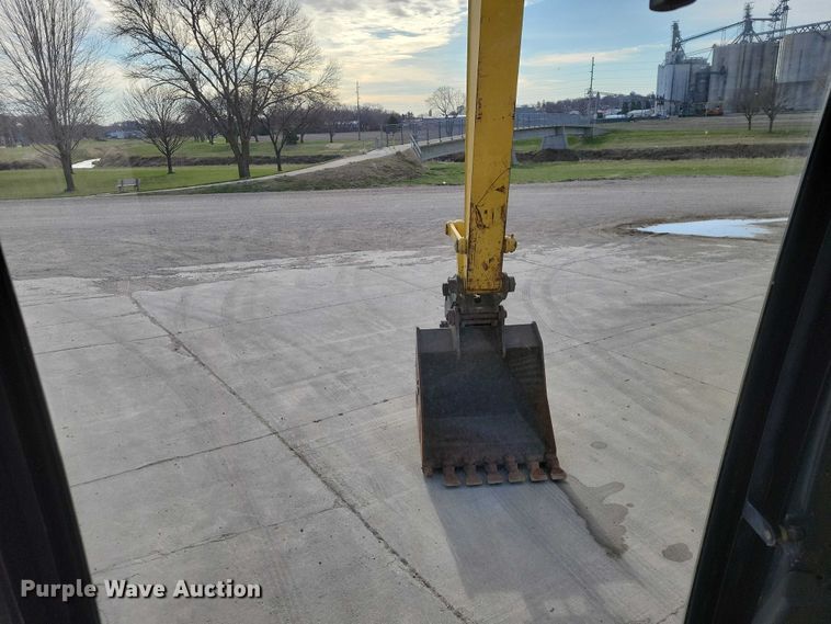 image for item EE0930 1999 Komatsu PC150LC excavator