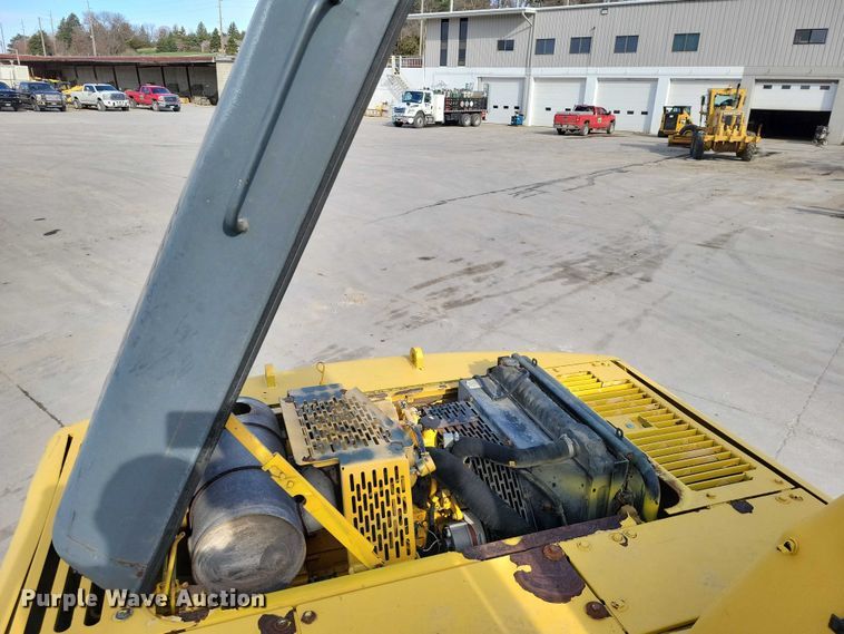 image for item EE0930 1999 Komatsu PC150LC excavator