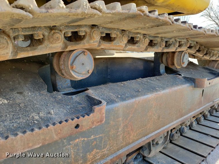 image for item EE0930 1999 Komatsu PC150LC excavator