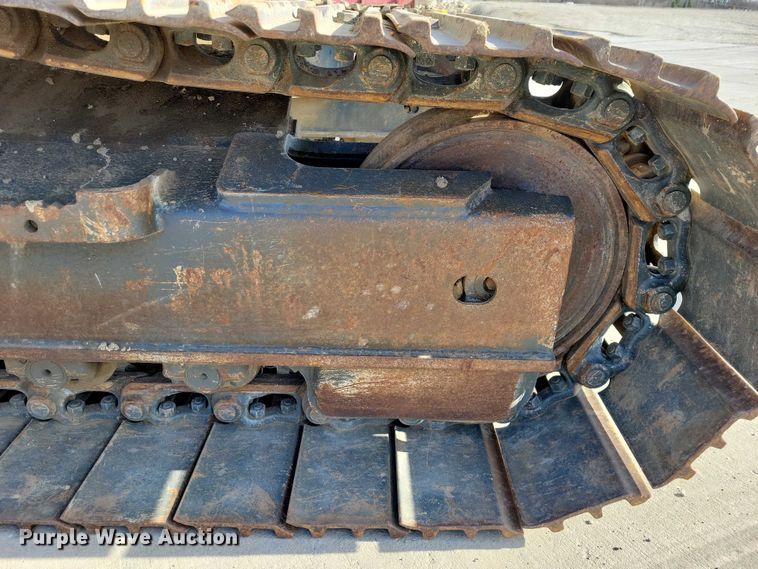 image for item EE0930 1999 Komatsu PC150LC excavator