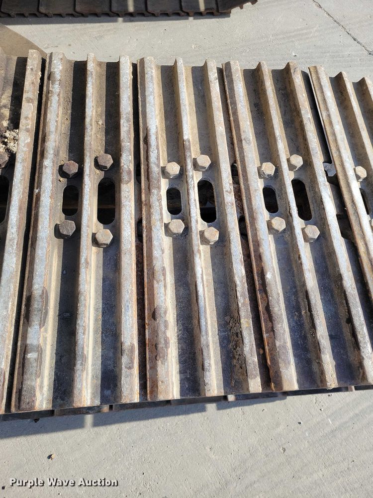 image for item EE0930 1999 Komatsu PC150LC excavator