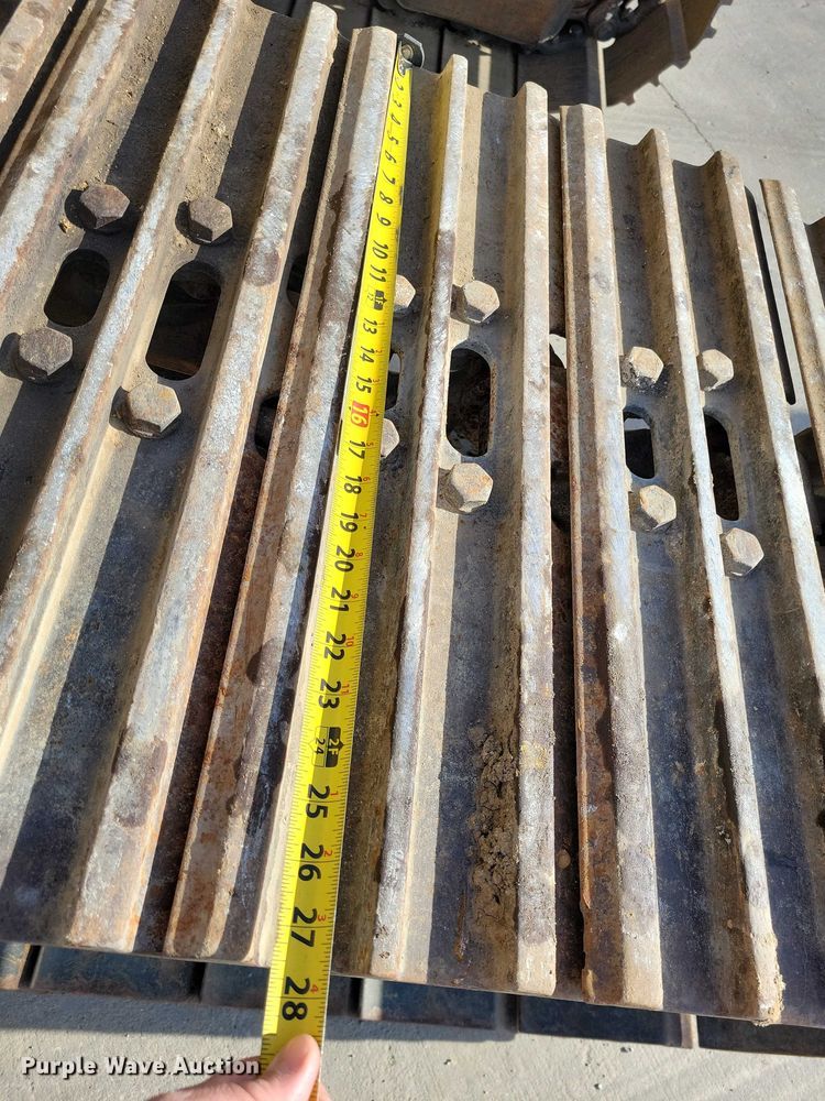 image for item EE0930 1999 Komatsu PC150LC excavator