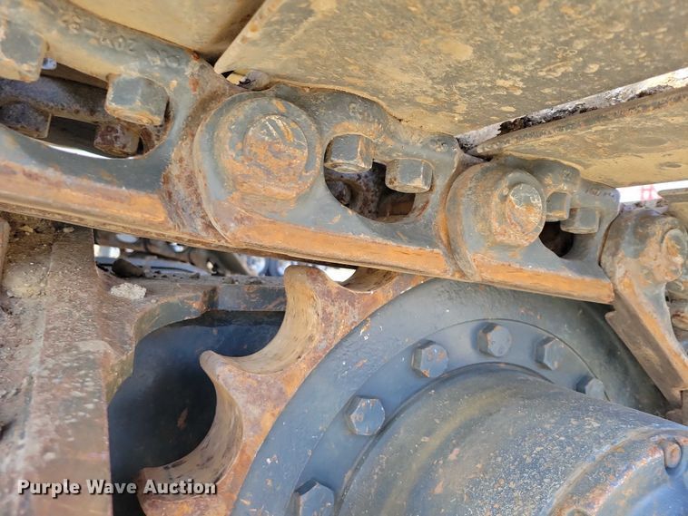 image for item EE0930 1999 Komatsu PC150LC excavator