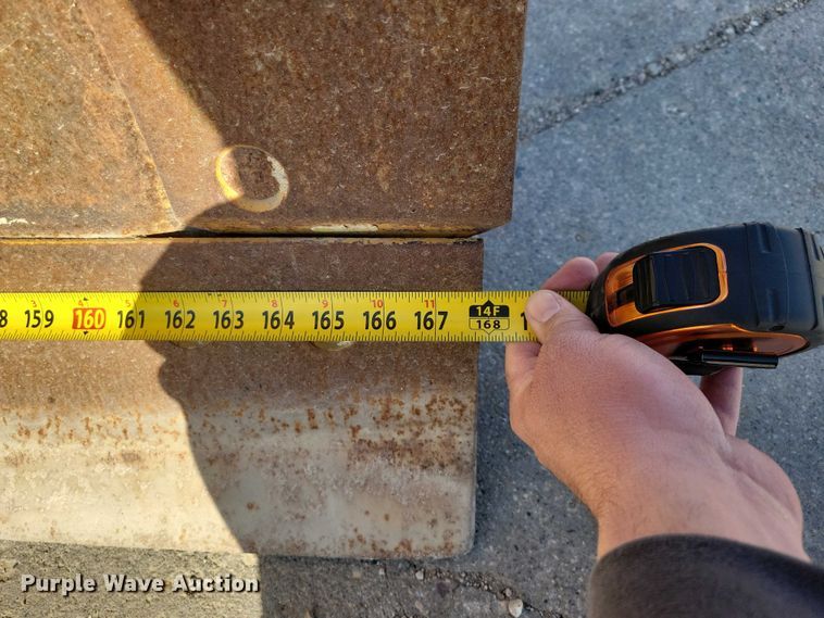 image for item EE0931 1988 Caterpillar 140G motor grader