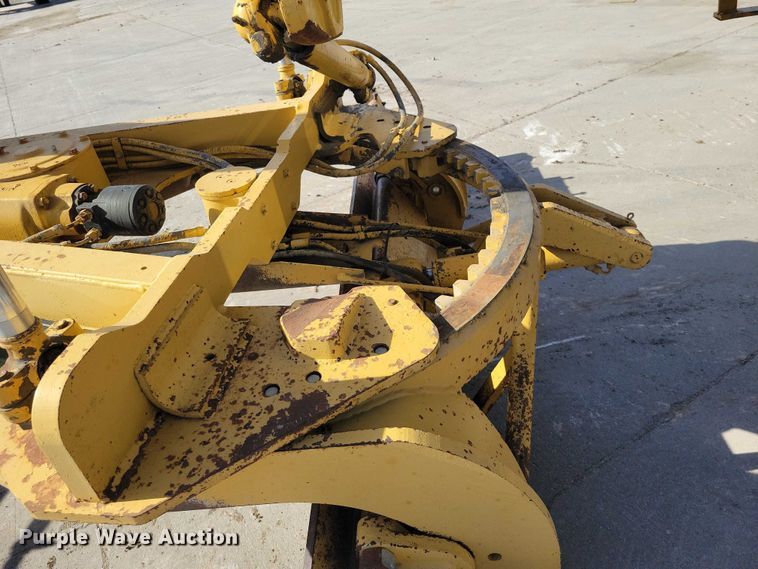 image for item EE0931 1988 Caterpillar 140G motor grader