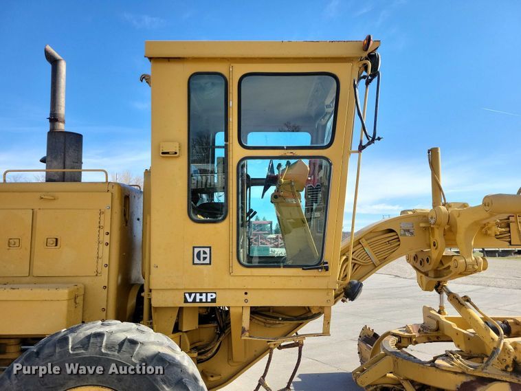 image for item EE0931 1988 Caterpillar 140G motor grader