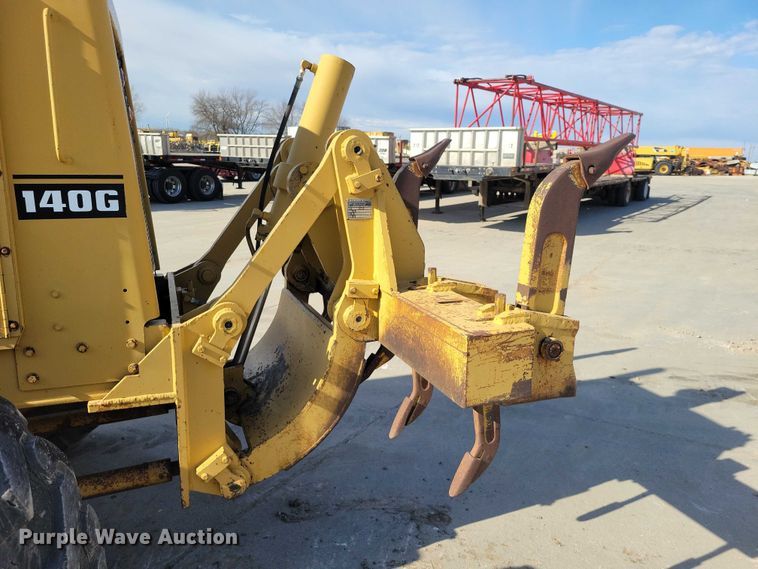 image for item EE0931 1988 Caterpillar 140G motor grader