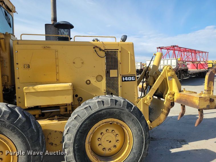 image for item EE0931 1988 Caterpillar 140G motor grader