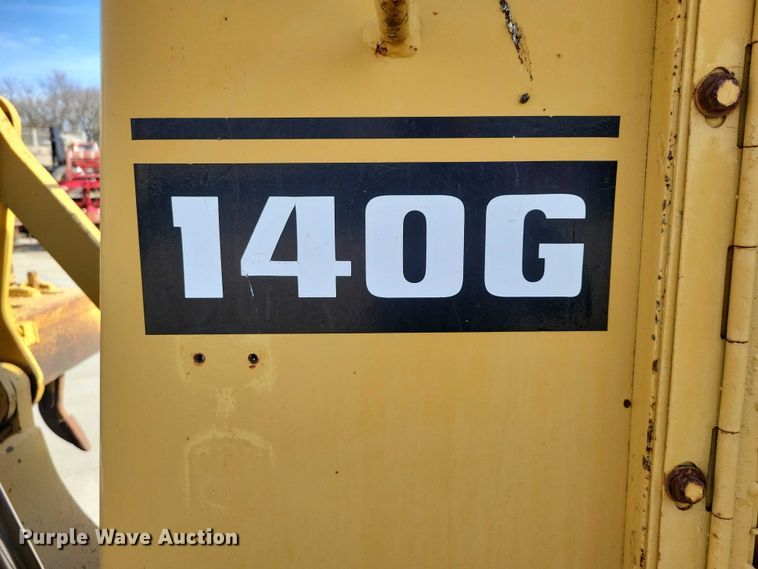 image for item EE0931 1988 Caterpillar 140G motor grader