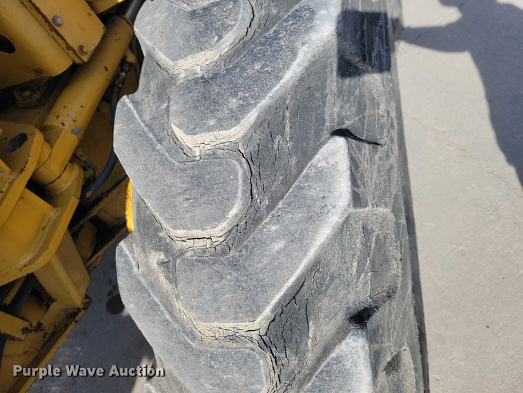 image for item EE0931 1988 Caterpillar 140G motor grader