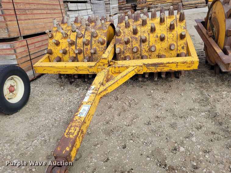 image for item EE0932 Wedgefoot roller