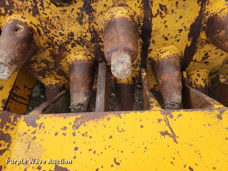 image for item EE0932 Wedgefoot roller