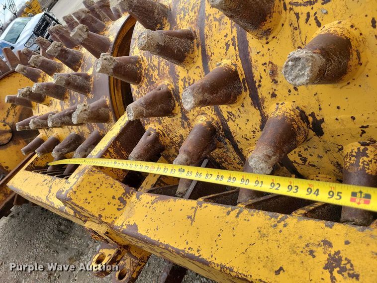 image for item EE0932 Wedgefoot roller