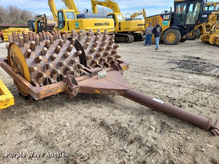 image for item EE0933 Wedgefoot roller