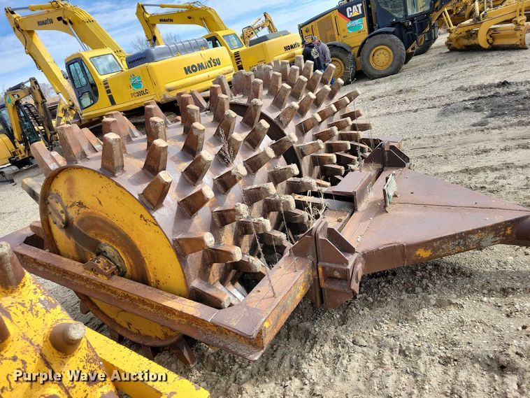 image for item EE0933 Wedgefoot roller