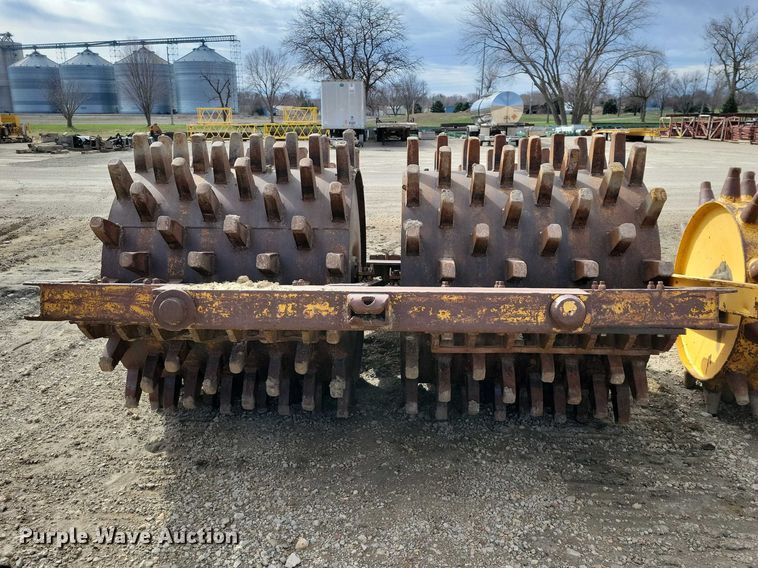 image for item EE0933 Wedgefoot roller