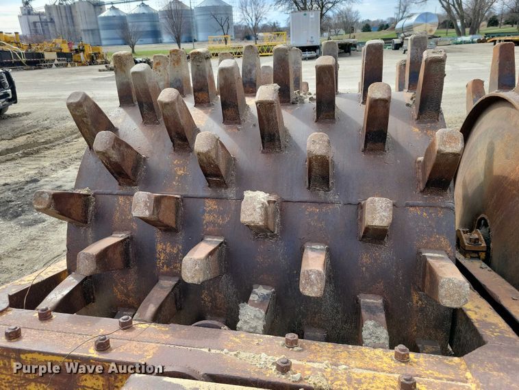 image for item EE0933 Wedgefoot roller