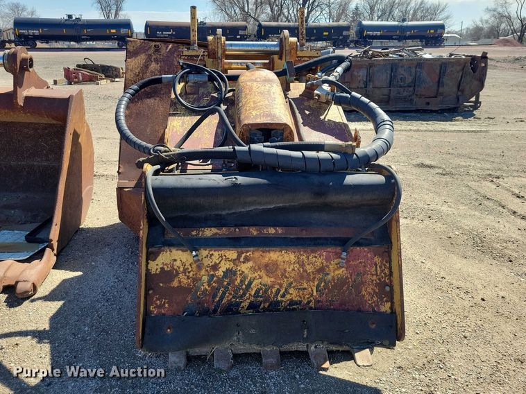 image for item EE0934 Crush-All 42 impact crusher