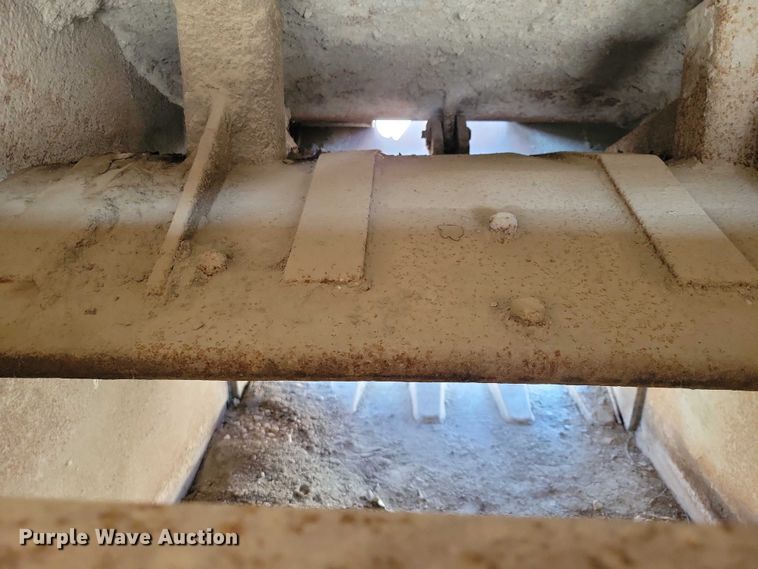 image for item EE0934 Crush-All 42 impact crusher