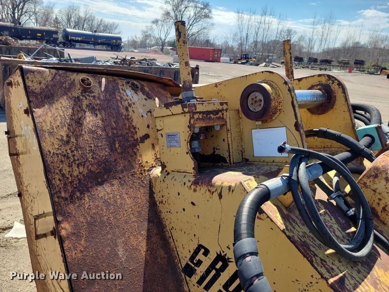 image for item EE0934 Crush-All 42 impact crusher