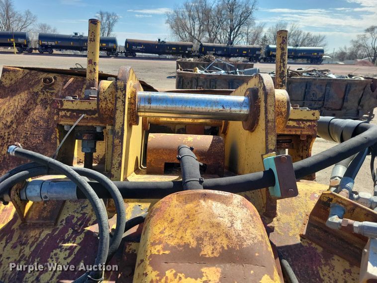 image for item EE0934 Crush-All 42 impact crusher